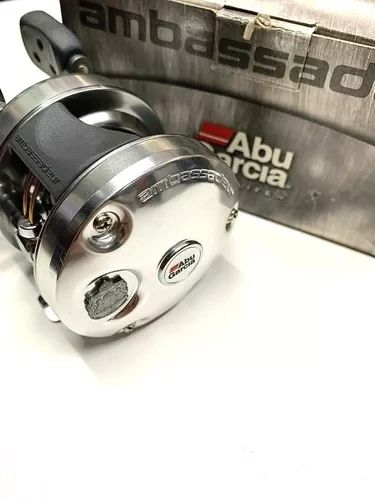 Carretilha Abu Garcia 4600-C3 Direita